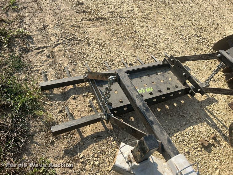 image for item DQ0906 (4) pieces of ag equipment