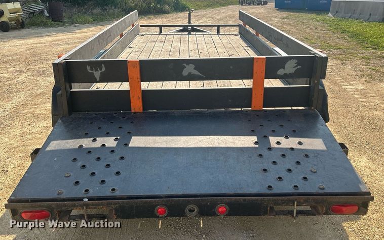 image for item DQ0907 2002 U.S. Cargo USE08518TA3  utility trailer