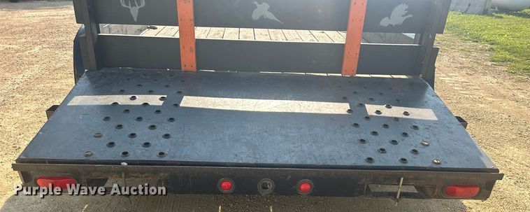 image for item DQ0907 2002 U.S. Cargo USE08518TA3  utility trailer