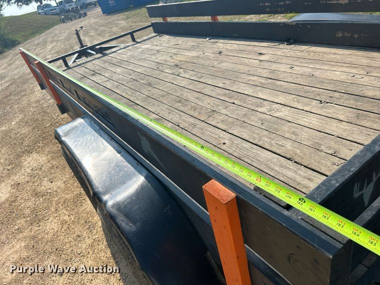 image for item DQ0907 2002 U.S. Cargo USE08518TA3  utility trailer