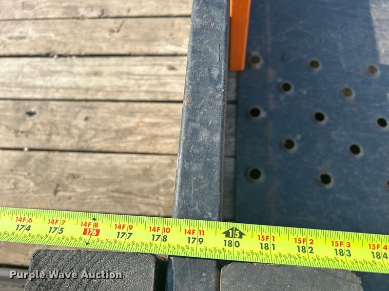 image for item DQ0907 2002 U.S. Cargo USE08518TA3  utility trailer