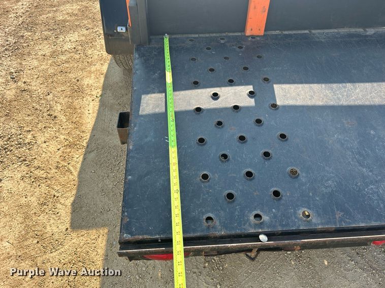 image for item DQ0907 2002 U.S. Cargo USE08518TA3  utility trailer