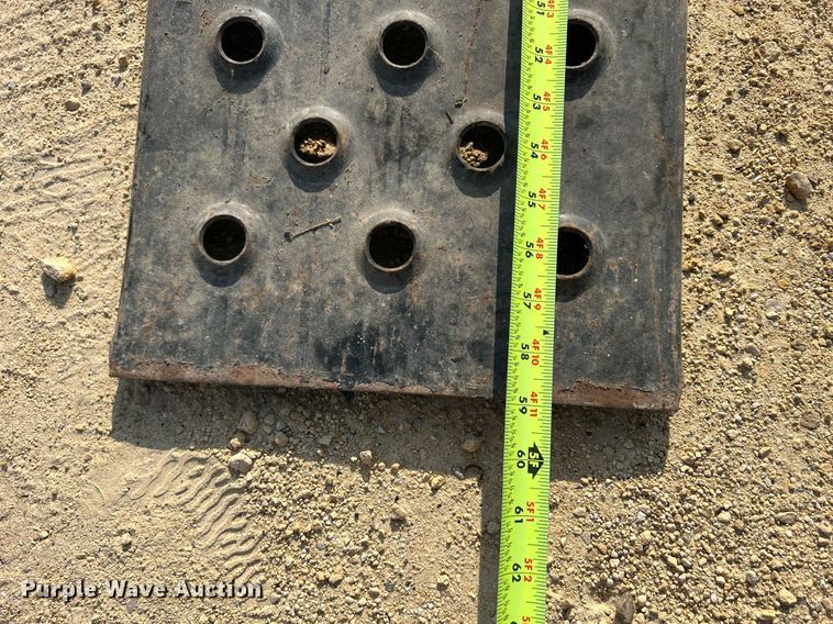 image for item DQ0907 2002 U.S. Cargo USE08518TA3  utility trailer