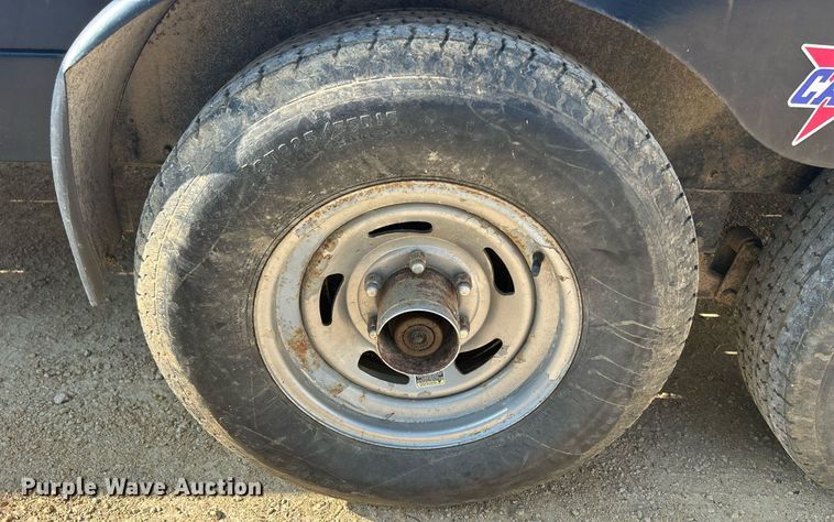 image for item DQ0907 2002 U.S. Cargo USE08518TA3  utility trailer