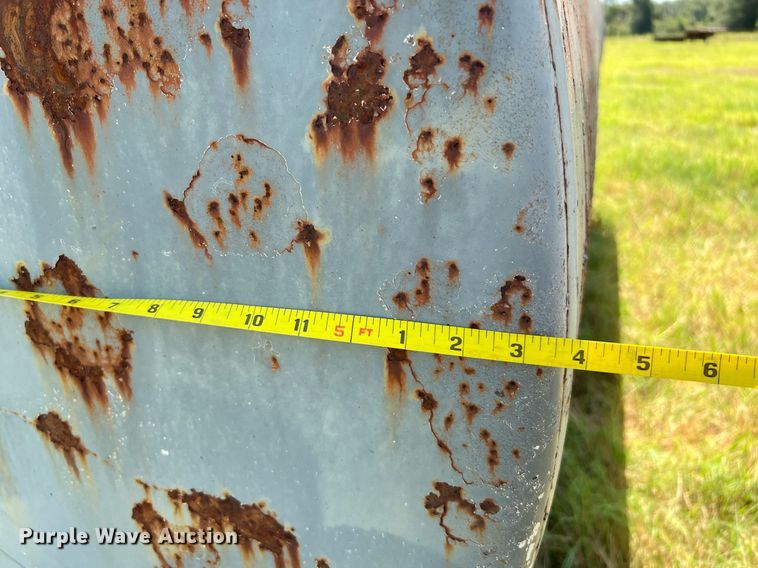 image for item DQ2155 Fuel tank