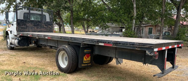 image for item DQ2175 2015 International DuraStar 4300  flatbed truck