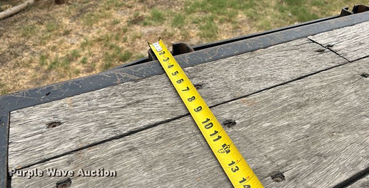 image for item DQ2175 2015 International DuraStar 4300  flatbed truck