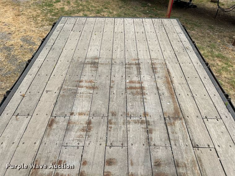 image for item DQ2175 2015 International DuraStar 4300  flatbed truck