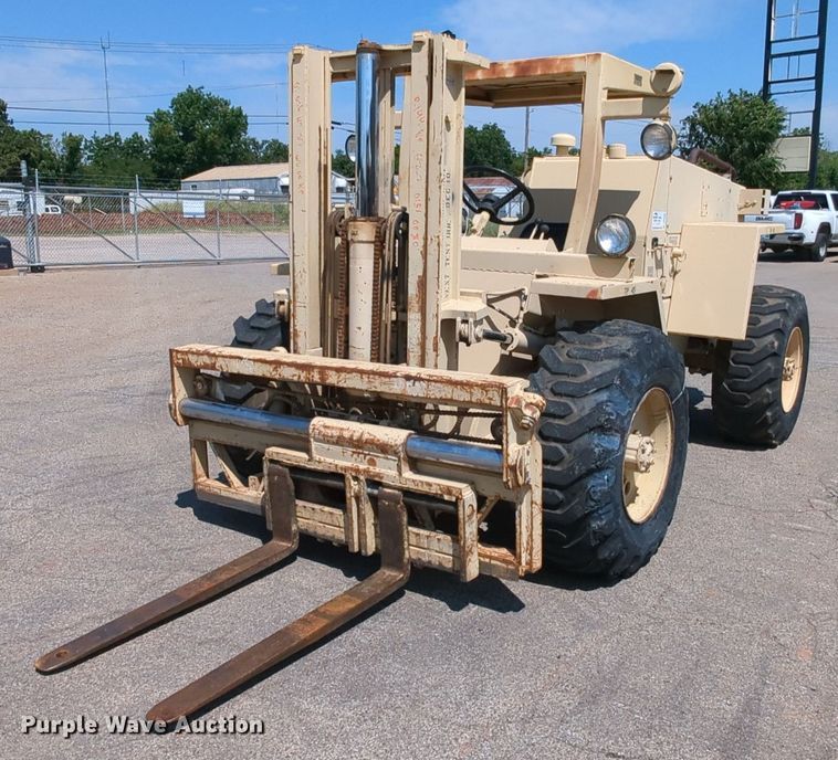 image for item DR6988 1981 Case M4K  forklift