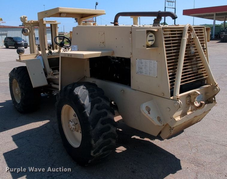 image for item DR6988 1981 Case M4K  forklift