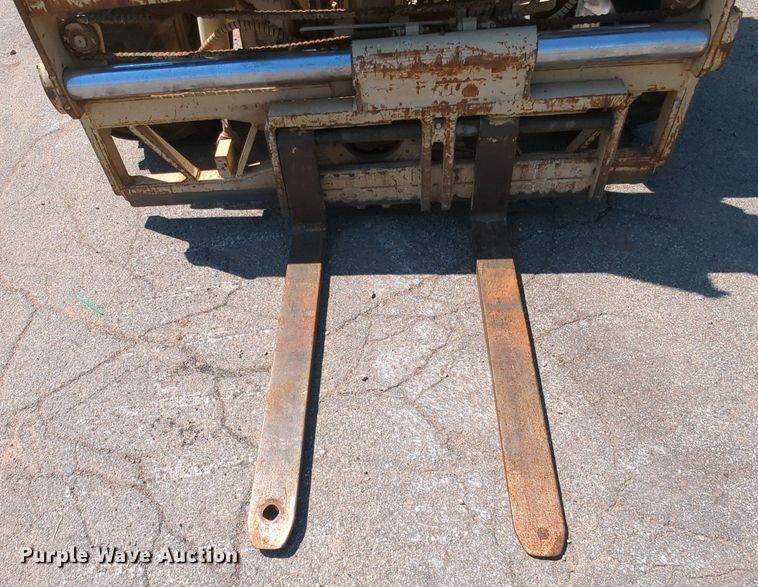 image for item DR6988 1981 Case M4K  forklift