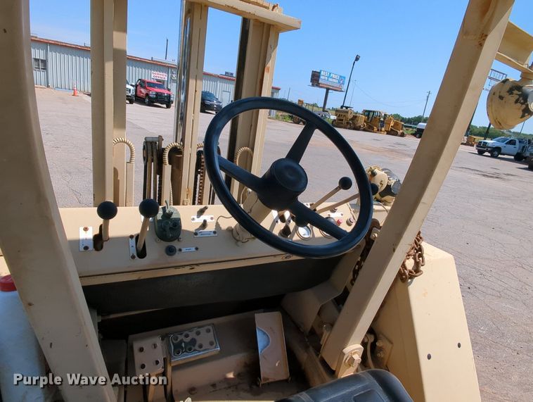 image for item DR6988 1981 Case M4K  forklift