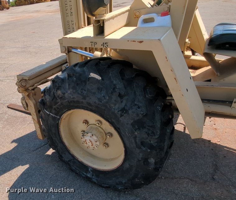 image for item DR6988 1981 Case M4K  forklift