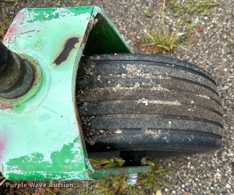 image for item DS2144 Frontier  FM1017R batwing finish mower