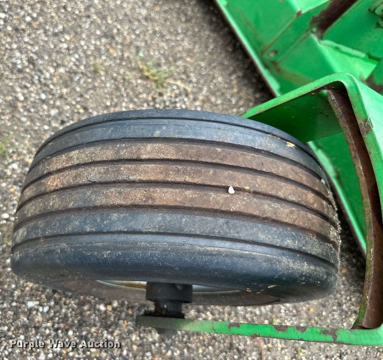 image for item DS2144 Frontier  FM1017R batwing finish mower