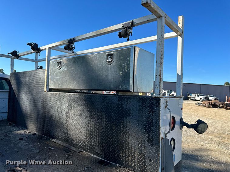 image for item DS2217 2016 Ford F450  utility / service truck