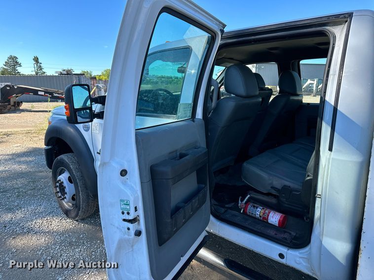 image for item DS2217 2016 Ford F450  utility / service truck