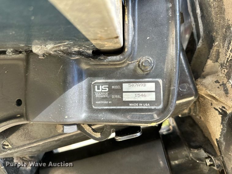 image for item DS2219 1988 Blue Fin Super Hawk  boat