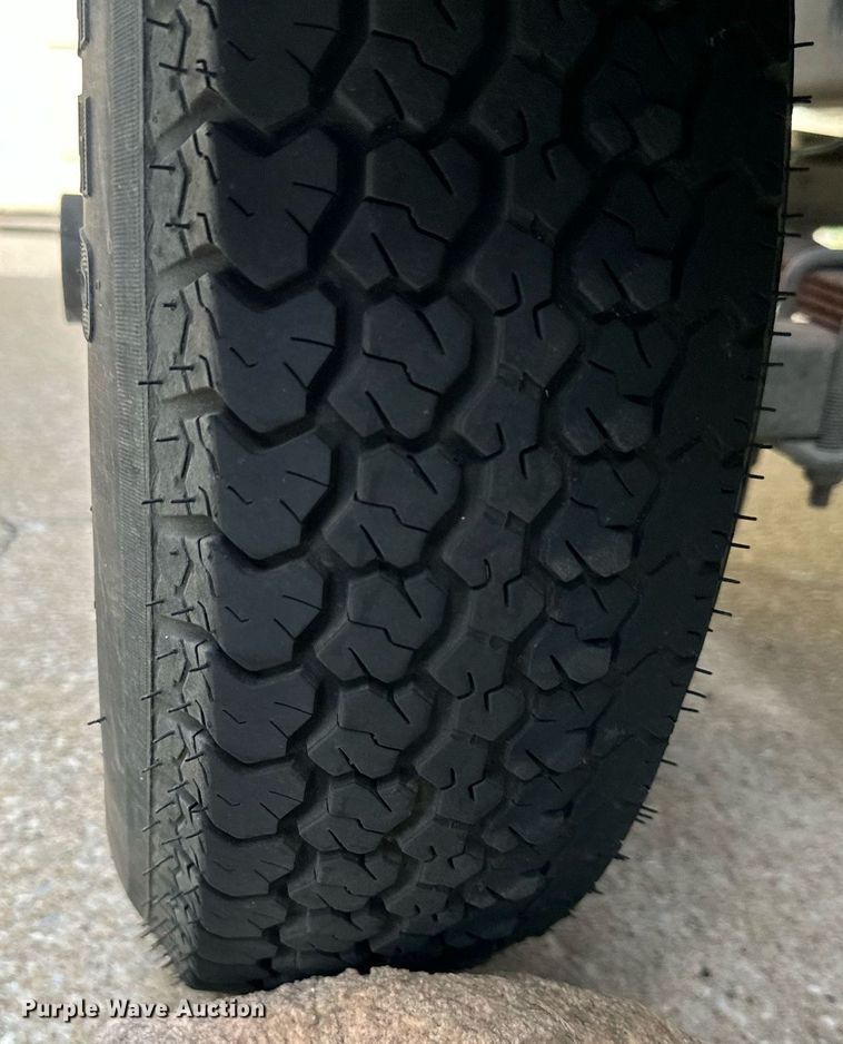 image for item DS2219 1988 Blue Fin Super Hawk  boat