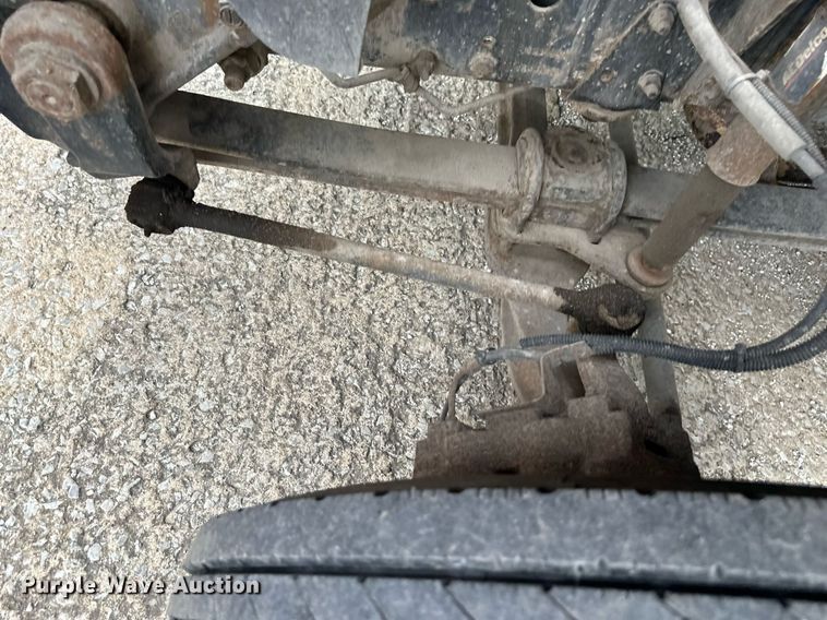 image for item DS2224 2000 Chevrolet C5500  dump truck