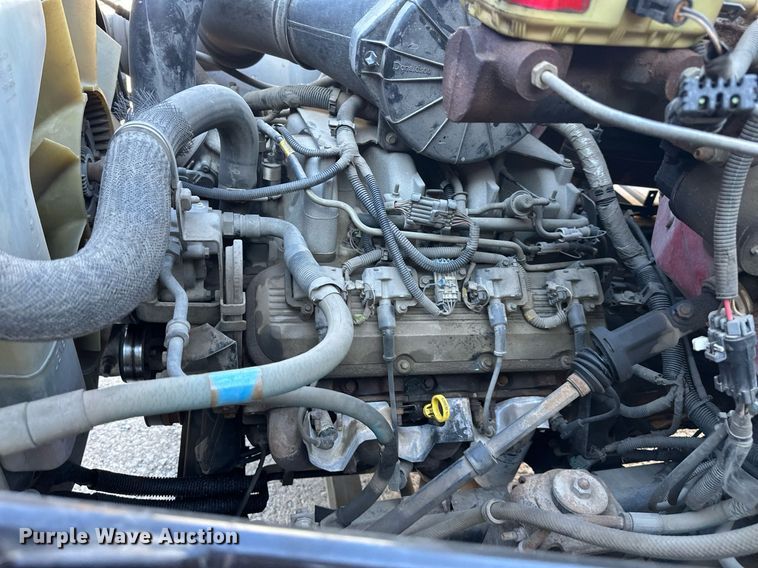 image for item DS2226 2002 Chevrolet C6500  dump truck