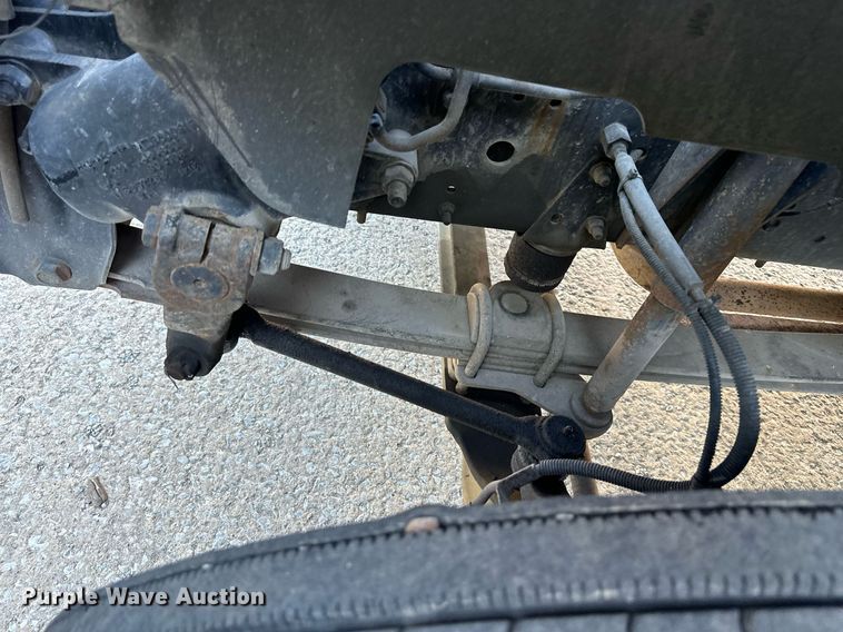 image for item DS2226 2002 Chevrolet C6500  dump truck