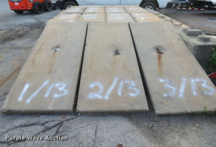 image for item FB9854 Loading dock