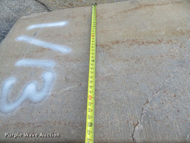 image for item FB9854 Loading dock