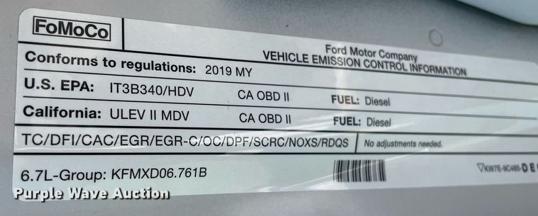 image for item HN9918 2019 Ford F250 Super Duty XLT  Crew Cab pickup truck