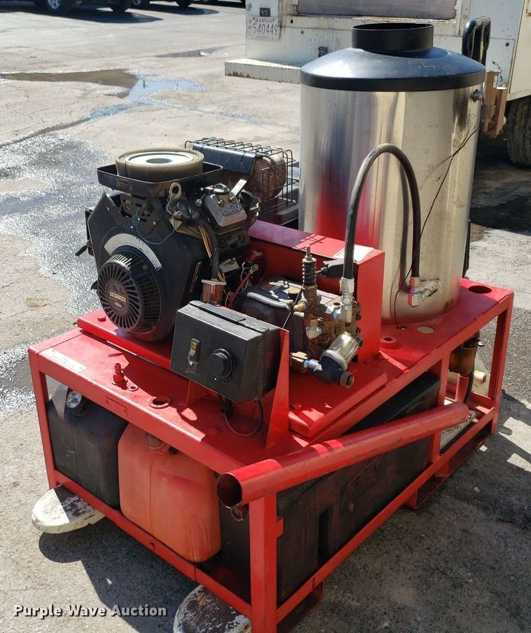 image for item IP9413 Hotsy HC500  pressure washer