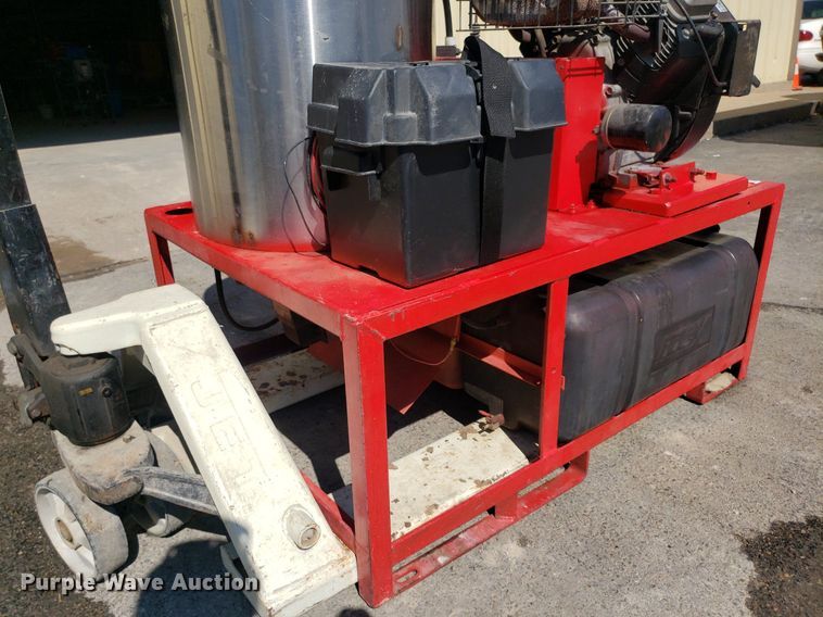 image for item IP9413 Hotsy HC500  pressure washer