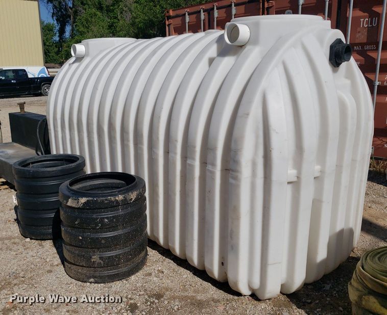 image for item IP9420 Poly tank