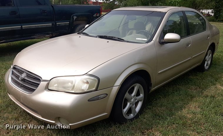 image for item IP9452 2001 Nissan Maxima