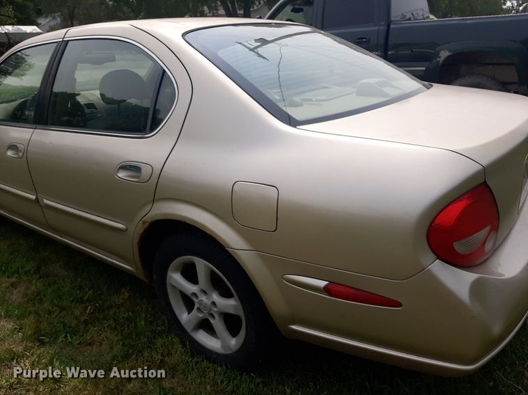 image for item IP9452 2001 Nissan Maxima