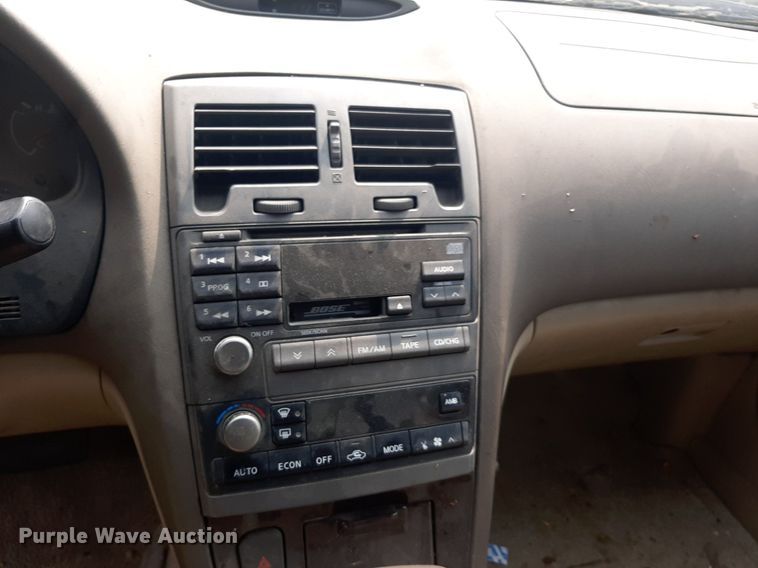 image for item IP9452 2001 Nissan Maxima