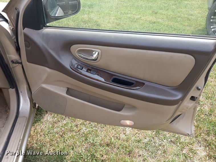 image for item IP9452 2001 Nissan Maxima