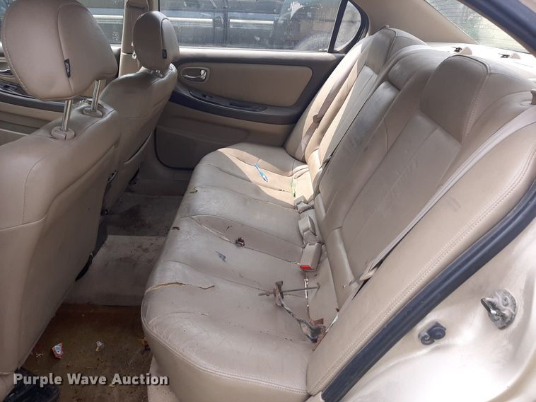 image for item IP9452 2001 Nissan Maxima