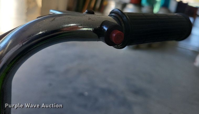 image for item IQ9829 Honda QA50  mini bike