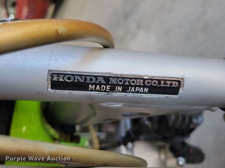 image for item IQ9829 Honda QA50  mini bike