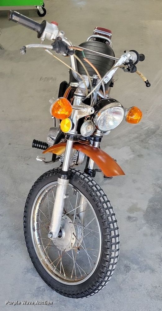 image for item IQ9830 1974 Honda XL70  dirt bike
