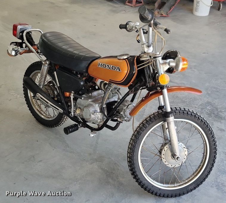image for item IQ9830 1974 Honda XL70  dirt bike
