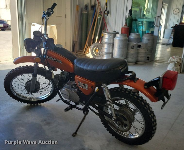 image for item IQ9831 1974 Honda XL70  dirt bike