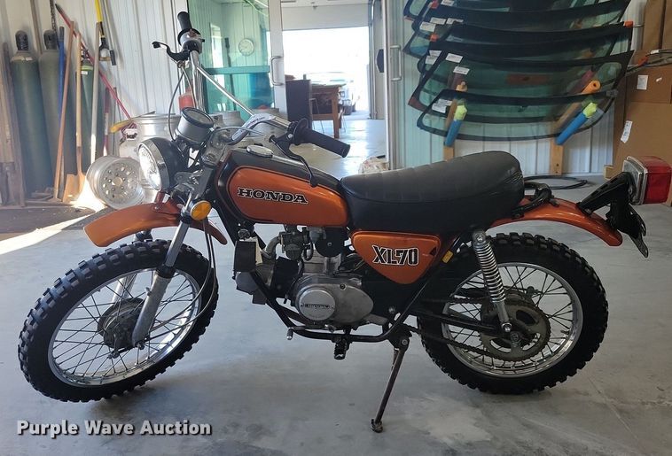image for item IQ9831 1974 Honda XL70  dirt bike