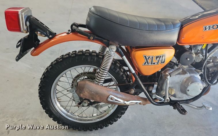 image for item IQ9831 1974 Honda XL70  dirt bike
