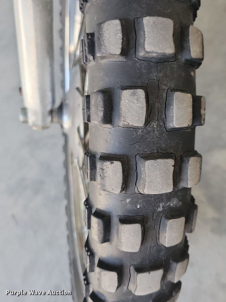 image for item IQ9831 1974 Honda XL70  dirt bike