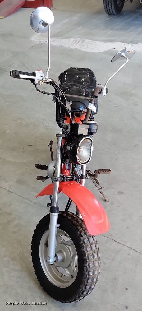 image for item IQ9834 1980 Honda Mini Trail 70  mini bike