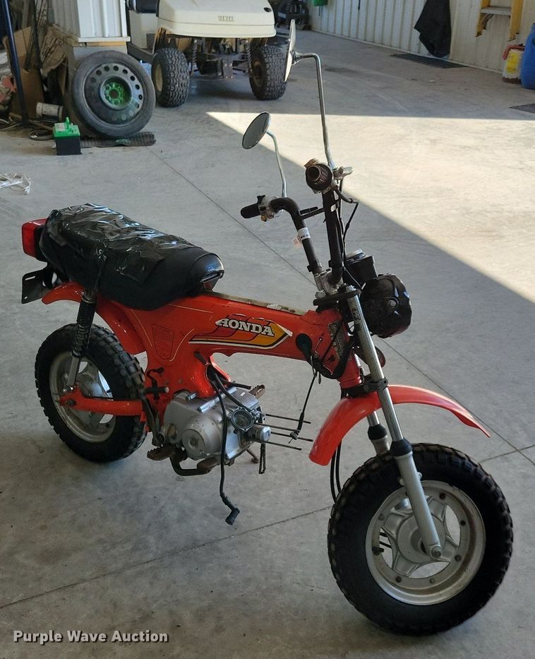 image for item IQ9834 1980 Honda Mini Trail 70  mini bike