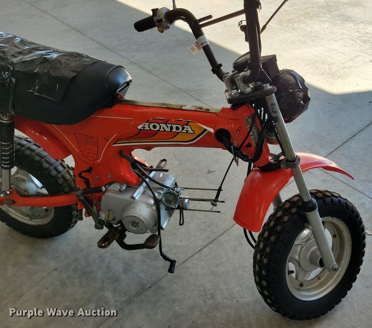 image for item IQ9834 1980 Honda Mini Trail 70  mini bike