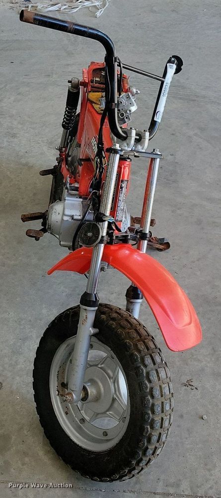 image for item IQ9835 1980 Honda Mini Trail 70  mini bike