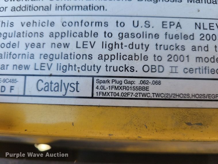 image for item IQ9838 2001 Ford Ranger  SuperCab pickup truck